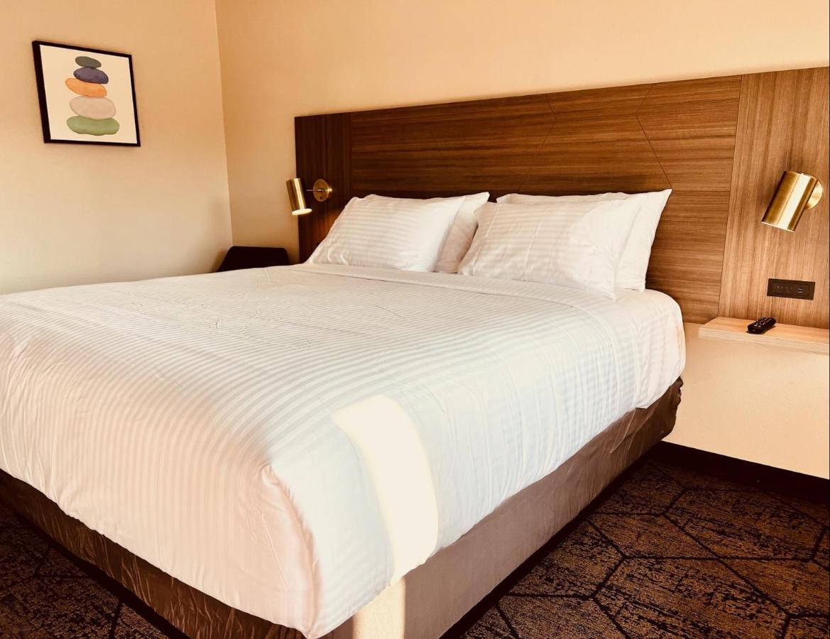 Ramada By Wyndham Modesto Yosemite Area Ξενοδοχείο Εξωτερικό φωτογραφία