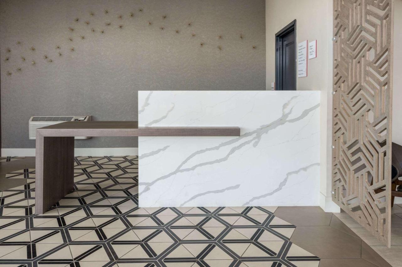 Ramada By Wyndham Modesto Yosemite Area Ξενοδοχείο Εξωτερικό φωτογραφία