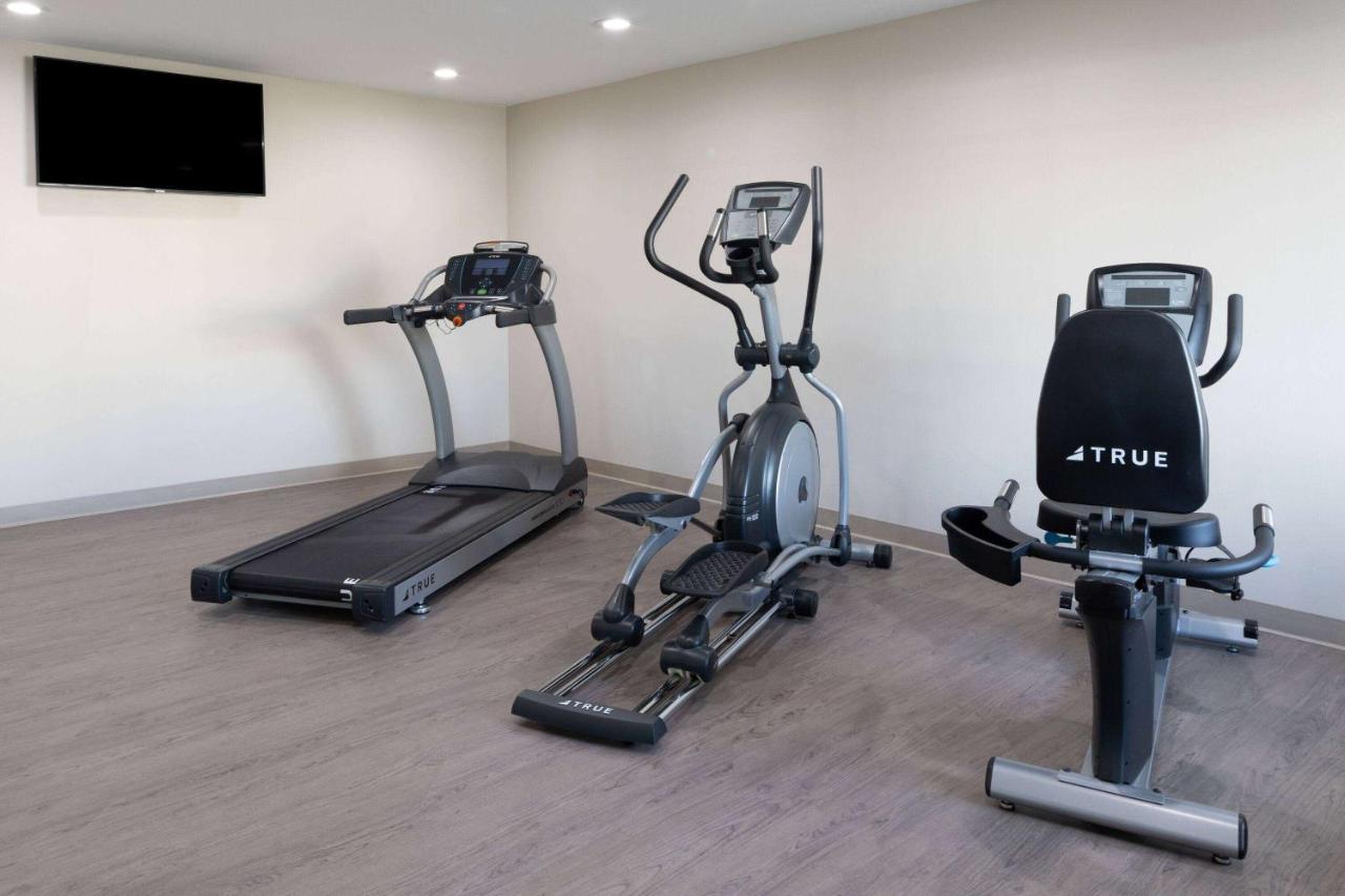Ramada By Wyndham Modesto Yosemite Area Ξενοδοχείο Εξωτερικό φωτογραφία