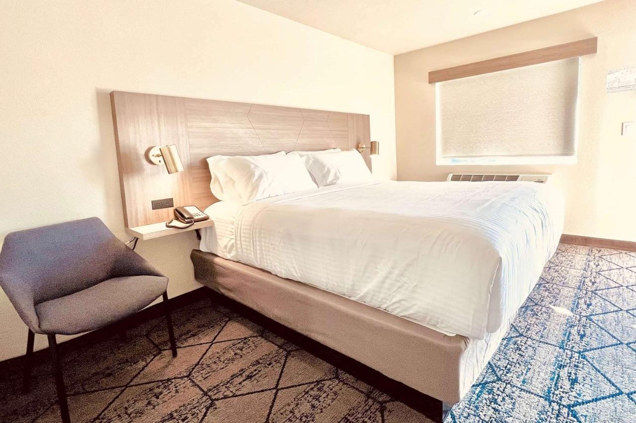 Ramada By Wyndham Modesto Yosemite Area Ξενοδοχείο Εξωτερικό φωτογραφία