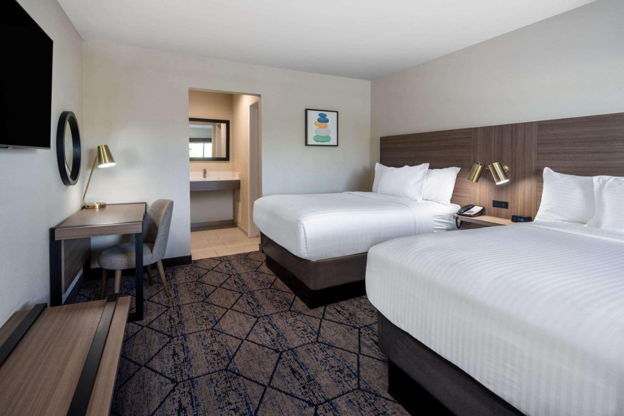 Ramada By Wyndham Modesto Yosemite Area Ξενοδοχείο Εξωτερικό φωτογραφία