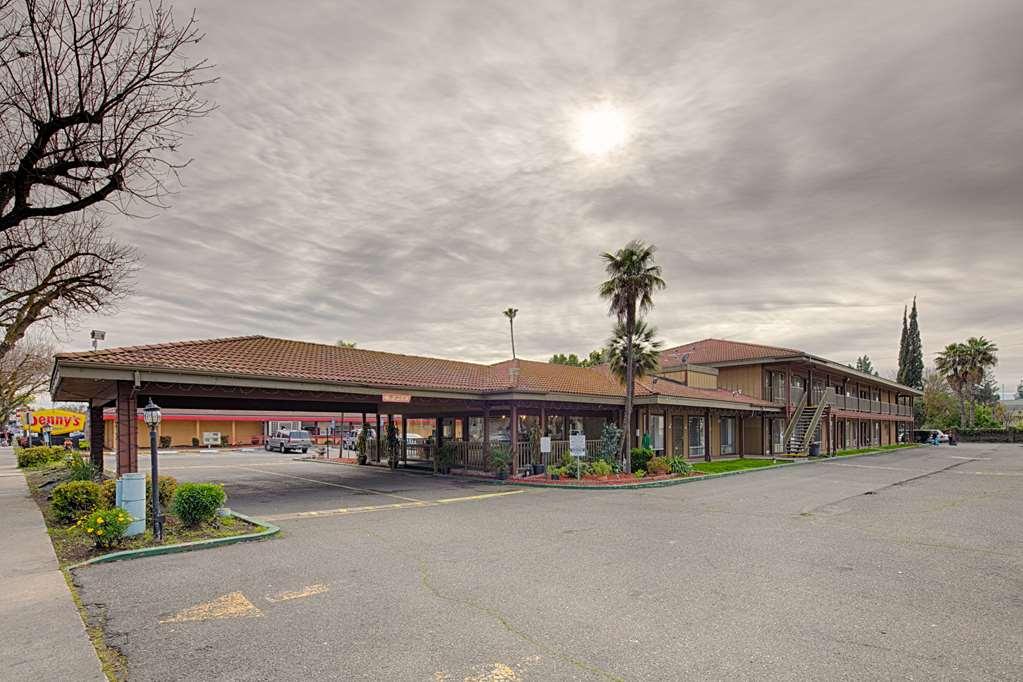 Ramada By Wyndham Modesto Yosemite Area Ξενοδοχείο Εξωτερικό φωτογραφία